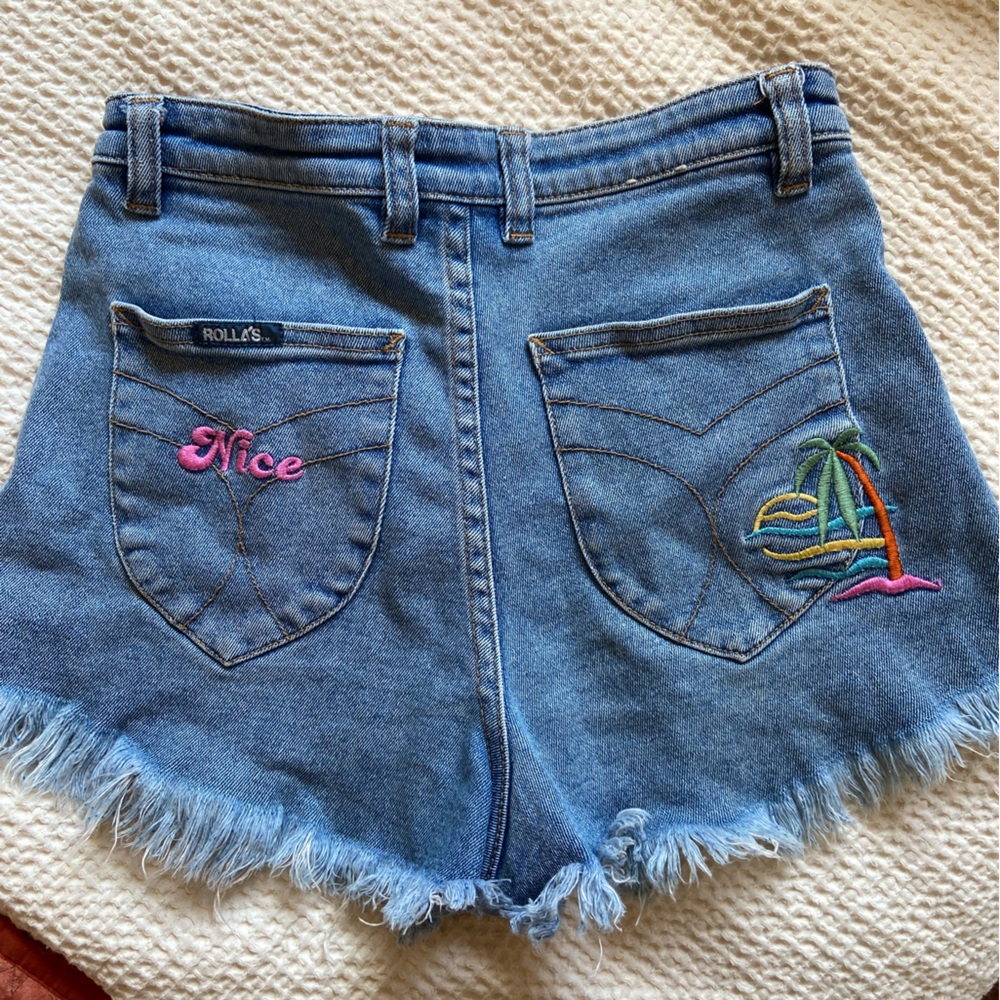 Rollas Shorts RARE ✨ - Picture 2 of 5
